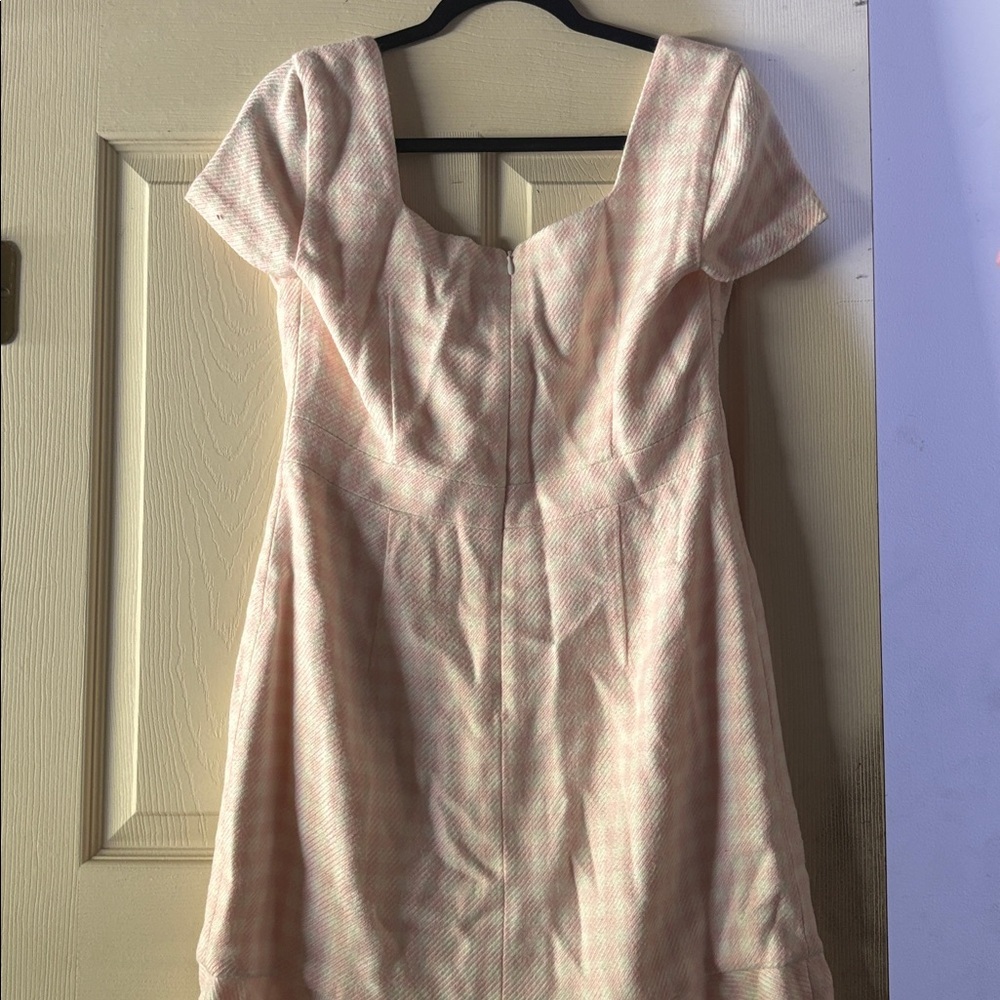 Guess Women's Pink and White Mini Dress - Picture 4 of 5